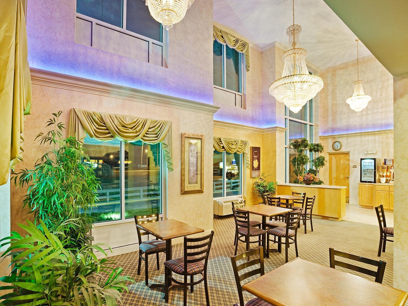 Holiday Inn Express Hotel & Suites Live Oak By Ihg Exterior foto